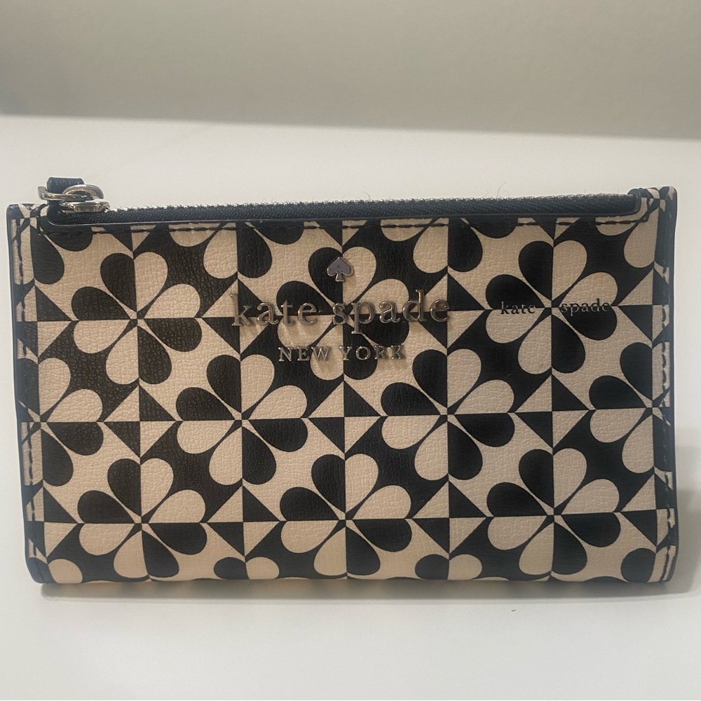 Kate Spade Black and Cream Wallet